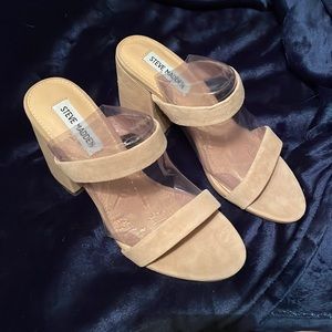BRAND NEW Steve Madden tan mules